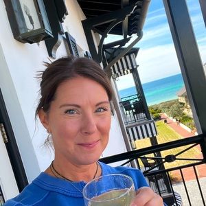 Meet your Posher, Shelley